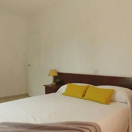 アパート A-av Girona L' Escala